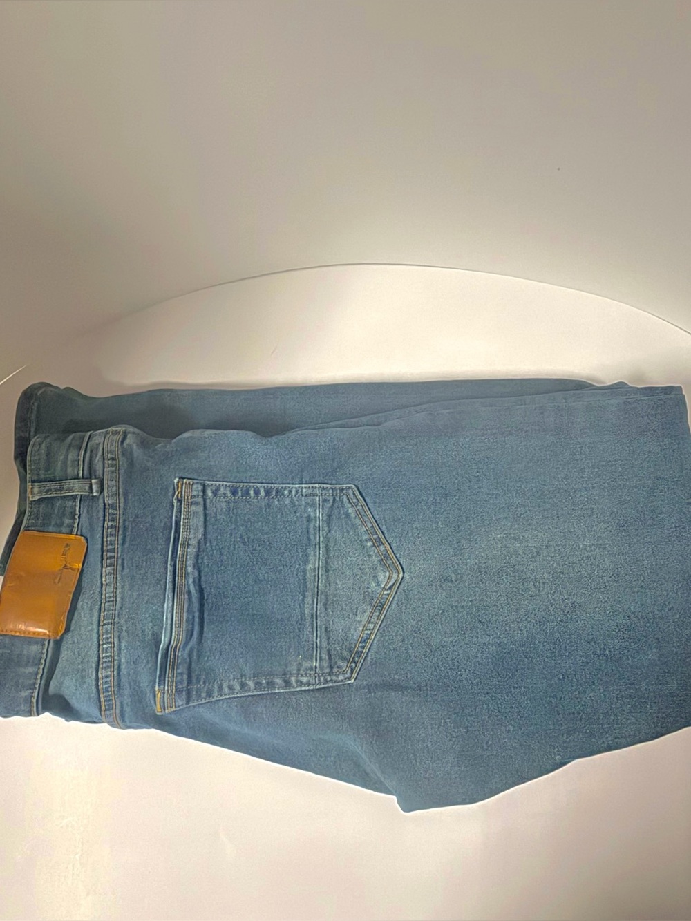 Hudson Blue Wash Straight Jeans - Picture 7 of 9